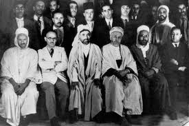 صورة نادرة لاعضاء جمعية العلماء المسلمين احد ابرز الاحزاب الاصلاحية 